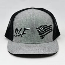 Load image into Gallery viewer, Heather Grey & Black Slight-Curve Flat-Bill Snap-Back Trucker