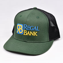 Load image into Gallery viewer, Forest Green & Black Slight-Curve Flat-Bill Snap-Back Trucker