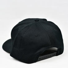 Load image into Gallery viewer, Black Chino Twill Slight-Curve Flat-Bill Snap-Back Trucker