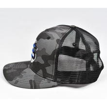 Load image into Gallery viewer, Midnight Black Camo Slight-Curve Flat-Bill Snap-Back Trucker