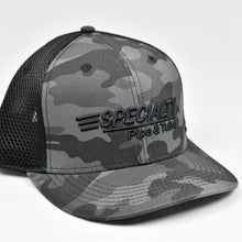 Load image into Gallery viewer, Midnight Black Camo Slight-Curve Flat-Bill Snap-Back Air-Mesh Trucker