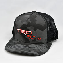 Load image into Gallery viewer, Midnight Black Camo Slight-Curve Flat-Bill Snap-Back Trucker